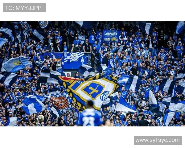 世体:国家德比呈现凌辱巴萨标语 西甲已向西足协投诉 世体:国家德比呈现凌辱巴萨标语 西甲已向西足协投诉