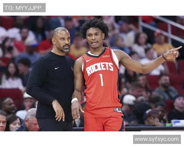 假如阿门不持续练控卫,感觉火箭这轮重建就完全失利了,现在火箭的方向是正确的 假如阿门不持续练控卫,感觉火箭这轮重建就完全失利了,现在火箭的方向是正确的