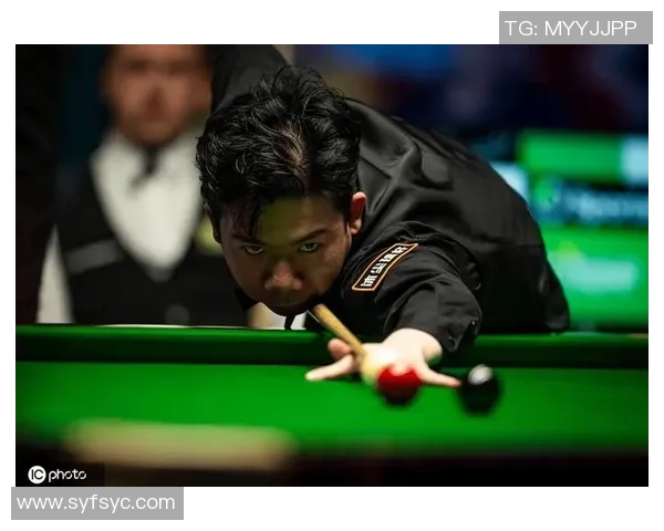 冠中冠：雷佩凡连丢四局惨负特鲁姆普无缘四强，我国小将遭受两连败